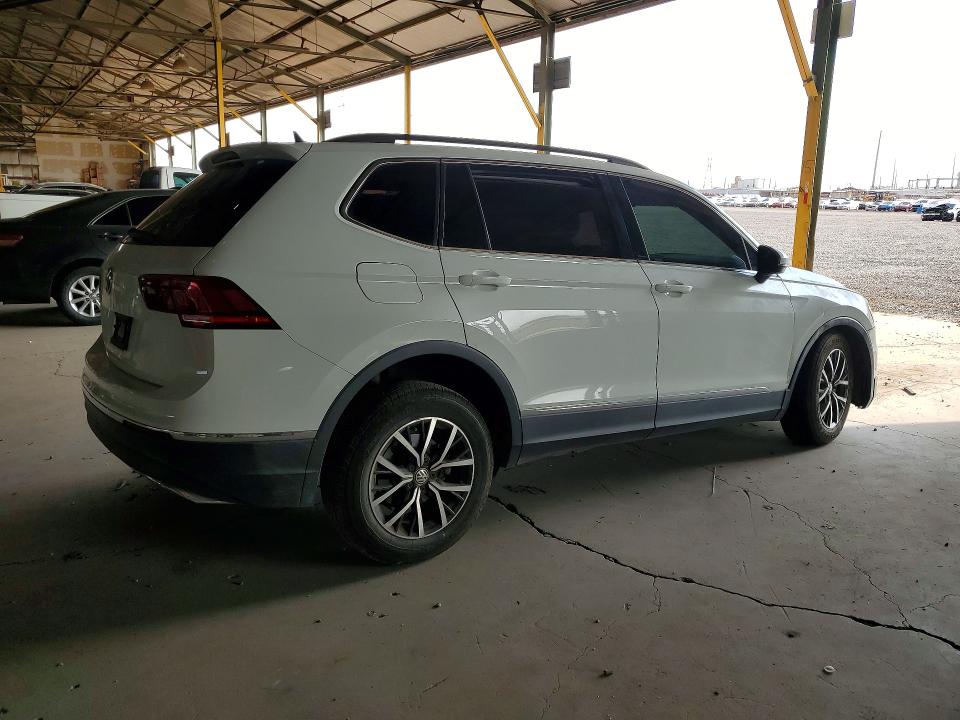 2021 Volkswagen Tiguan მანქანა იყიდება აუქციონზე, vin: 3VV3B7AX8MM095987, აუქციონის ნომერი: 69318306