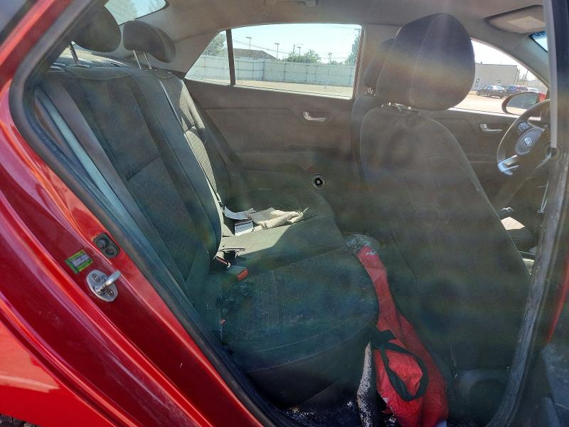 69300746 :رقم المزاد ، 3KPA24AB0KE172822 vin ، 2019 Kia Rio مزاد بيع