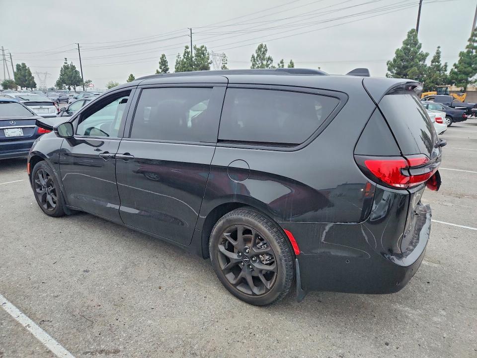 Продаж на аукціоні авто 2023 Chrysler Pacifica, vin: 2C4RC1GG7PR570861, номер лоту: 68849046