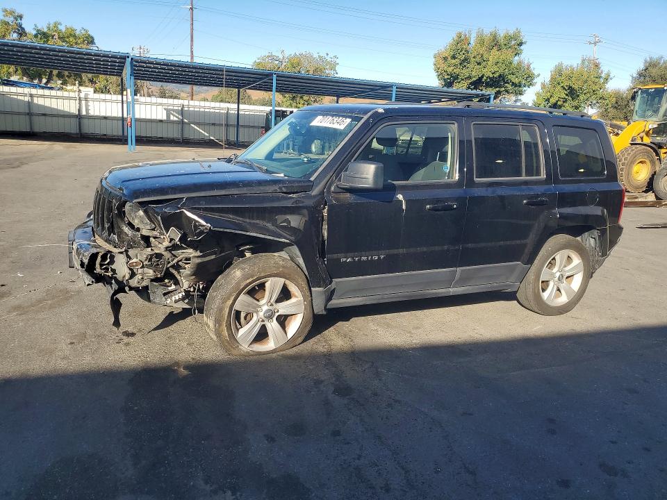 70176346 :رقم المزاد ، 1C4NJPFAXHD117309 vin ، 2017 Jeep Patriot مزاد بيع