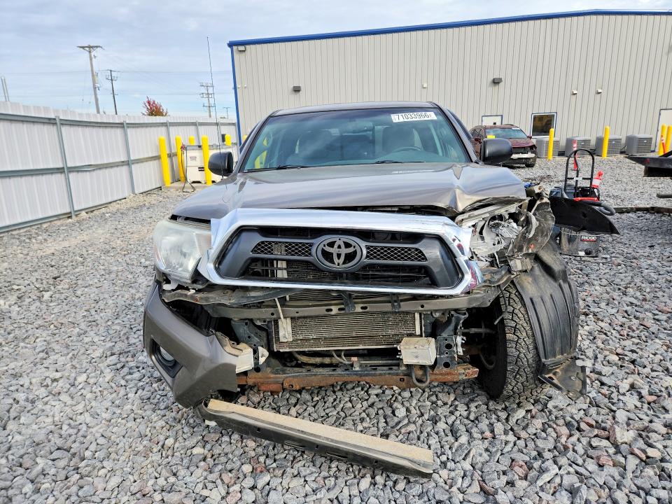 71033966 :رقم المزاد ، 5TFUU4EN7DX070383 vin ، 2013 Toyota Tacoma مزاد بيع