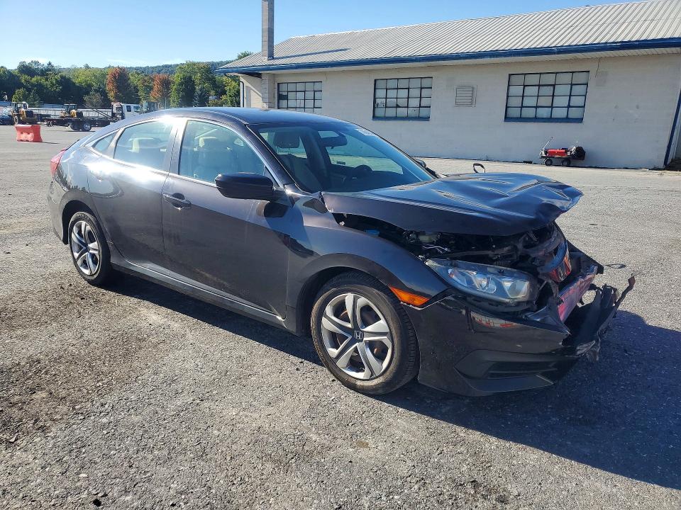 Продаж на аукціоні авто 2018 Honda Civic, vin: 2HGFC2F53JH560089, номер лоту: 70640396