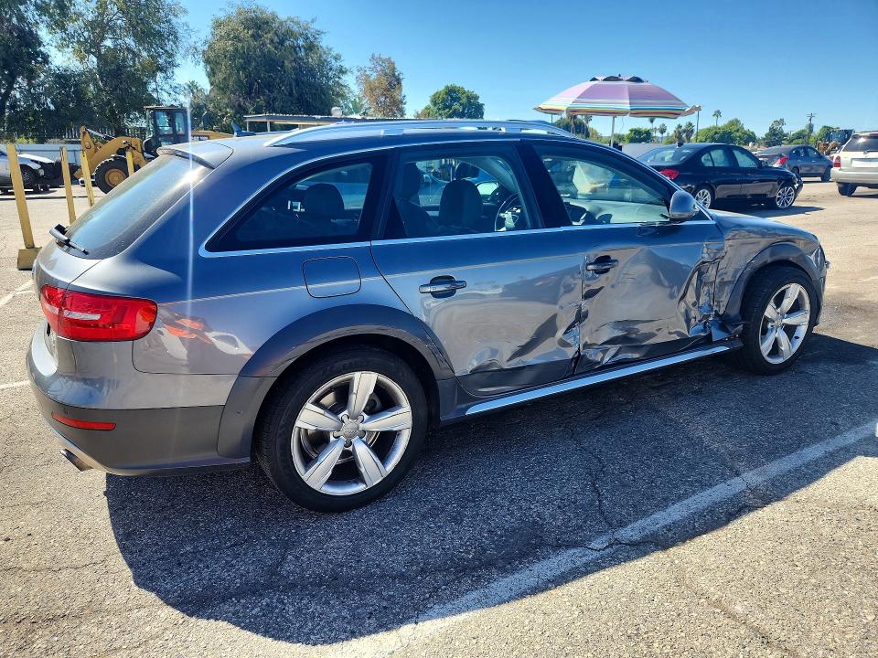 Продажа на аукционе авто 2013 Audi A4 Allroad, vin: WA1UFAFL8DA147992, номер лота: 70567946