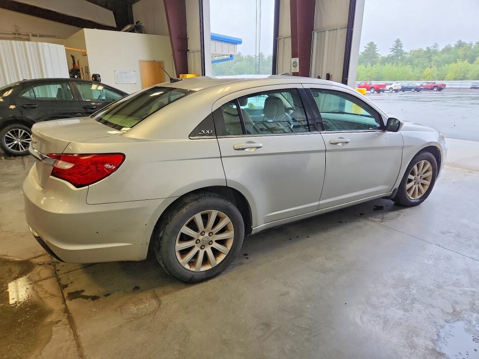 67771616 :رقم المزاد ، 1C3CCBBB8CN209948 vin ، 2012 Chrysler 200 مزاد بيع