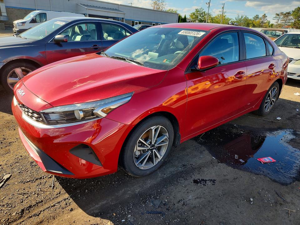 2022 Kia Forte მანქანა იყიდება აუქციონზე, vin: 3KPF24AD1NE493358, აუქციონის ნომერი: 69065126