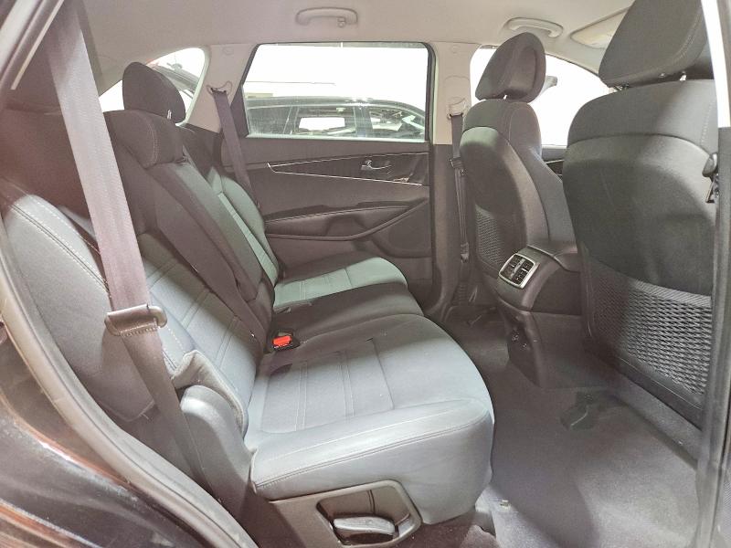 70815456 :رقم المزاد ، 5XYPGDA31GG152206 vin ، 2016 Kia Sorento مزاد بيع