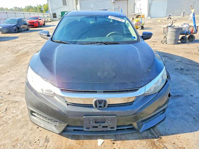 67606476 :رقم المزاد ، 2HGFC2F54JH544905 vin ، 2018 Honda Civic مزاد بيع