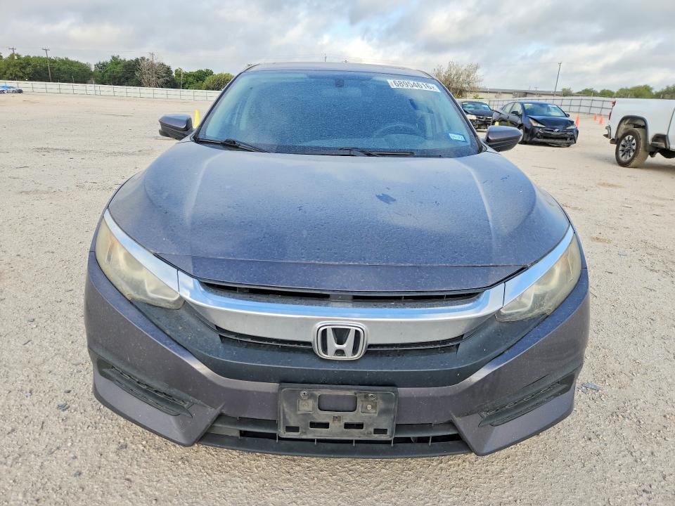 68954616 :رقم المزاد ، 19XFC2F76HE051779 vin ، 2017 Honda Civic مزاد بيع