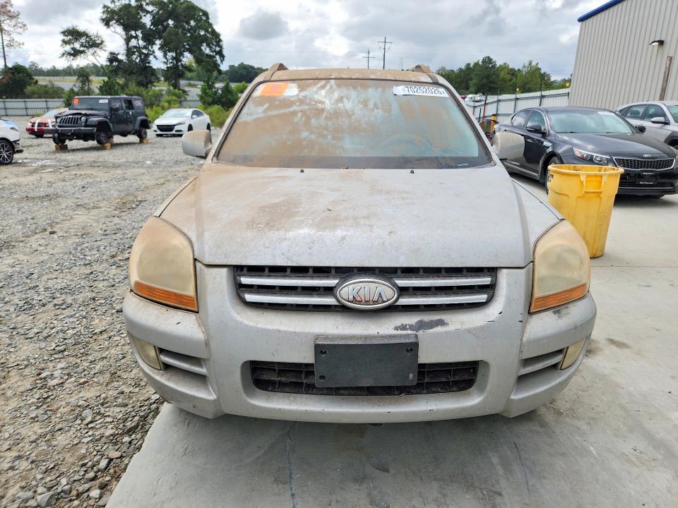 2006 Kia Sportage მანქანა იყიდება აუქციონზე, vin: KNDJF723167228303, აუქციონის ნომერი: 70252026