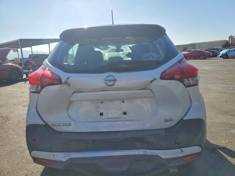 67377746 :رقم المزاد ، 3N1CP5DV1LL493371 vin ، 2020 Nissan Kicks مزاد بيع