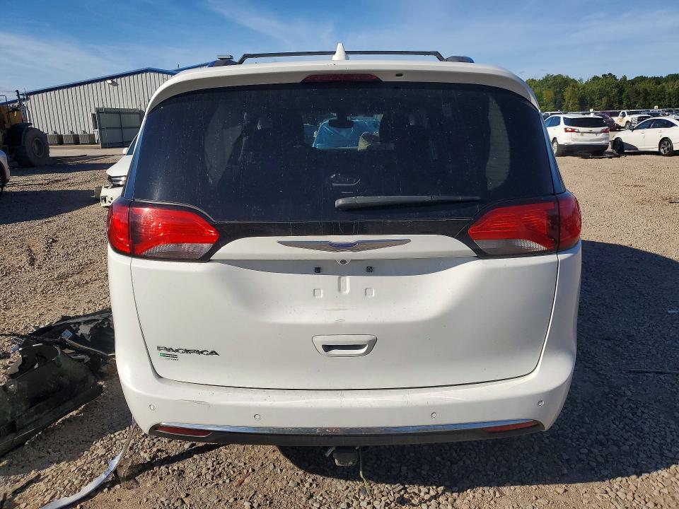 2020 Chrysler Pacifica მანქანა იყიდება აუქციონზე, vin: 2C4RC1BG0LR105761, აუქციონის ნომერი: 69308336