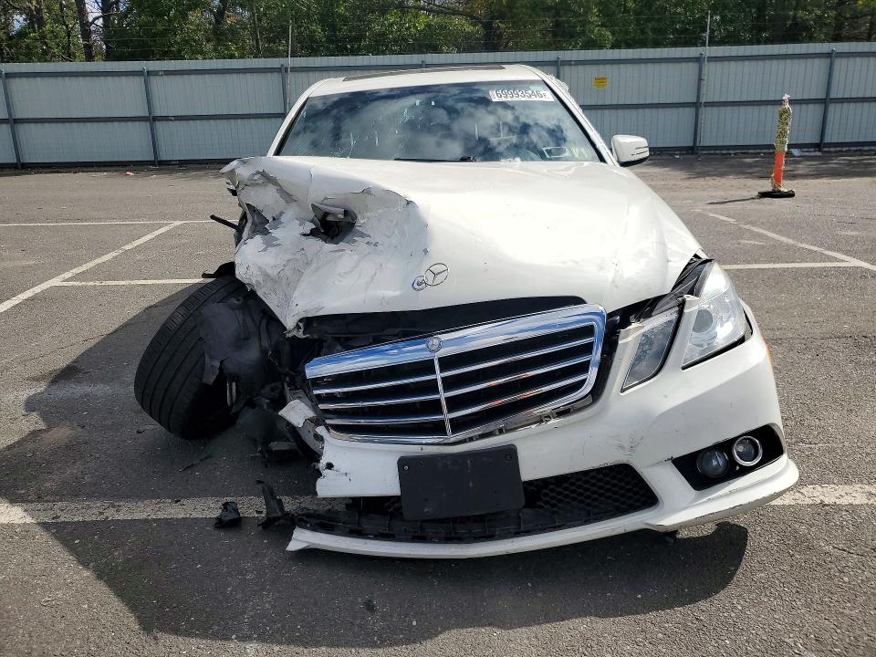 2010 Mercedes-benz E მანქანა იყიდება აუქციონზე, vin: WDDHF8HB4AA110170, აუქციონის ნომერი: 69993546