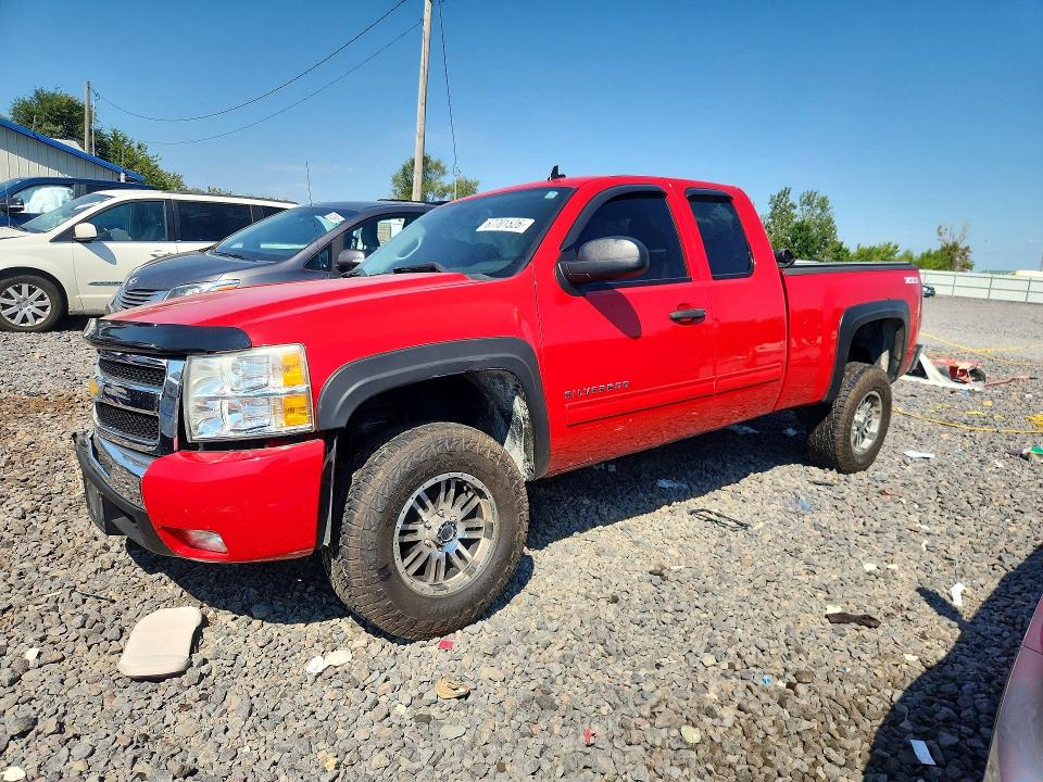 2011 Chevrolet Silverado მანქანა იყიდება აუქციონზე, vin: 1GCRKSE39BZ367350, აუქციონის ნომერი: 67701526