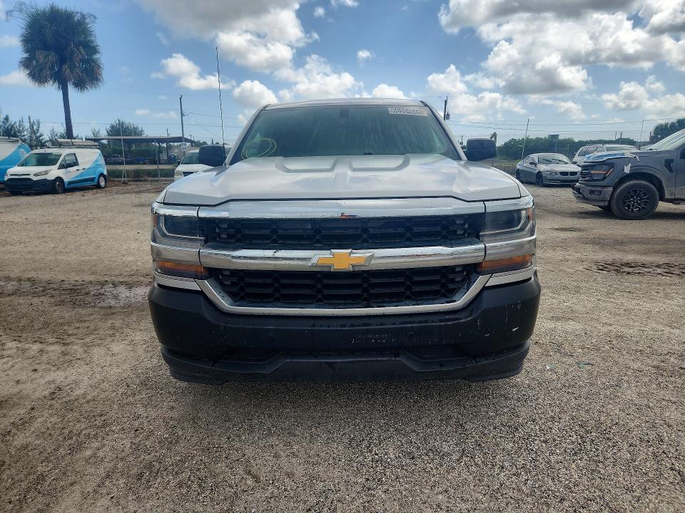 66984666 :رقم المزاد ، 1GCNCNEH1HZ178631 vin ، 2017 Chevrolet Silverado مزاد بيع