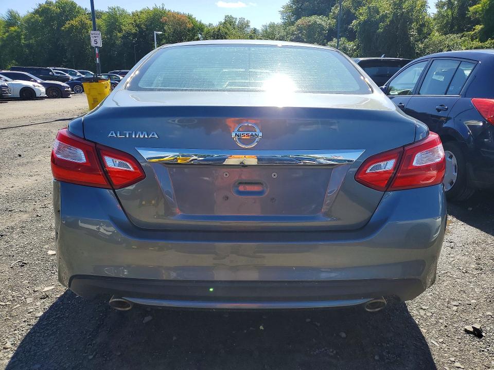 Auction sale of the 2017 Nissan Altima, vin: 1N4AL3AP9HC208774        , lot number: 67975766