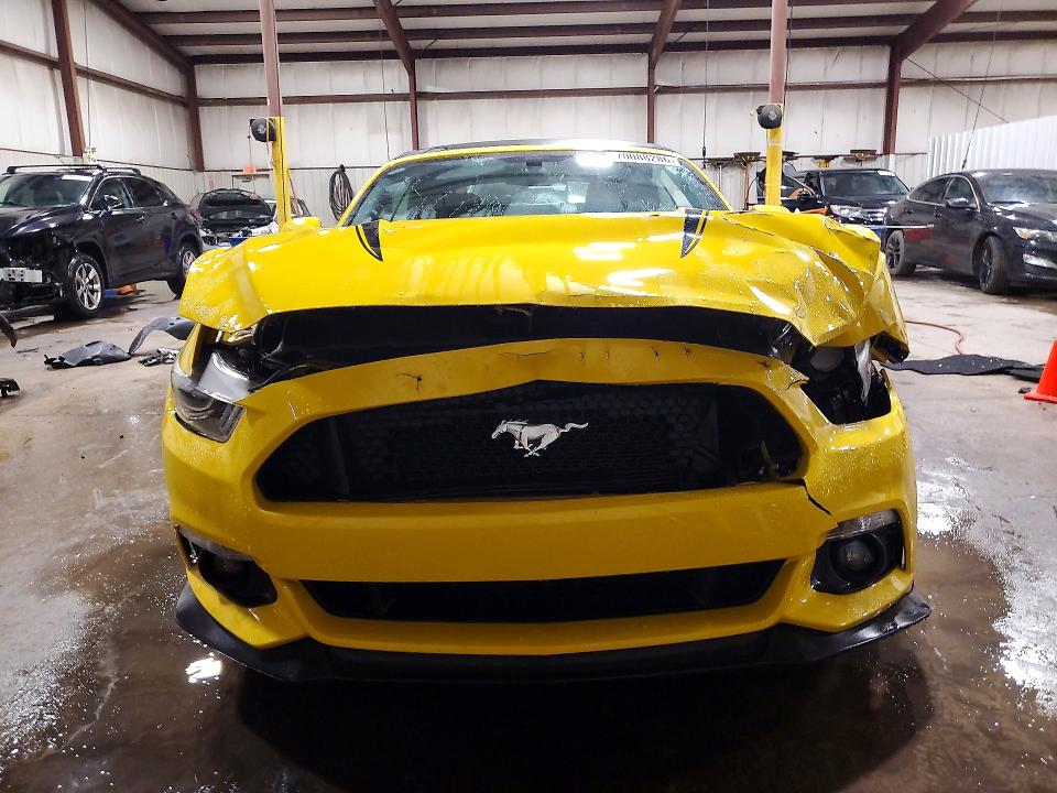 2015 Ford Mustang მანქანა იყიდება აუქციონზე, vin: 1FATP8EM5F5353161, აუქციონის ნომერი: 70088286