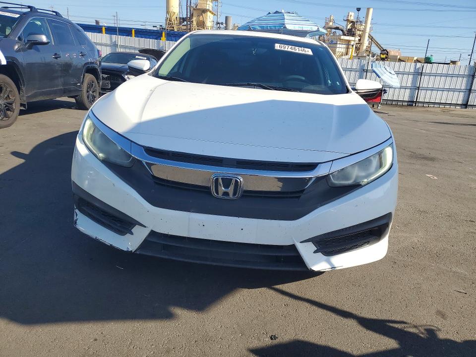 69746146 :رقم المزاد ، 2HGFC2F72GH568078 vin ، 2016 Honda Civic مزاد بيع
