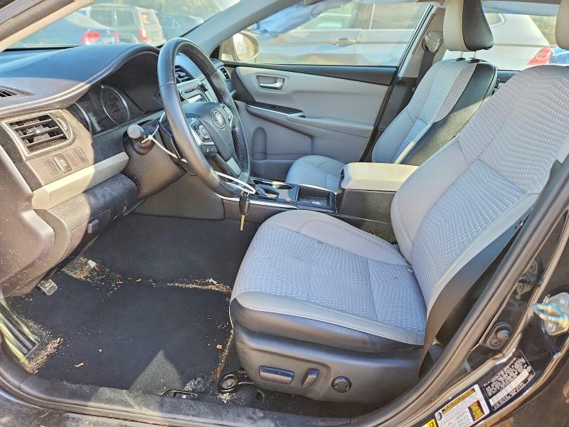 67394926 :رقم المزاد ، 4T1BF1FK4FU060706 vin ، 2015 Toyota Camry مزاد بيع