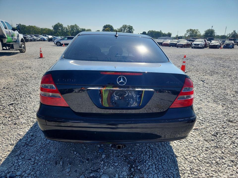 67213656 :رقم المزاد ، WDBUF83J54X118706 vin ، 2004 Mercedes-benz E مزاد بيع
