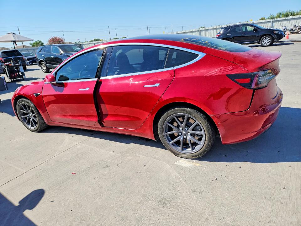 2018 Tesla Model 3 მანქანა იყიდება აუქციონზე, vin: 5YJ3E1EA4JF051364, აუქციონის ნომერი: 68215026