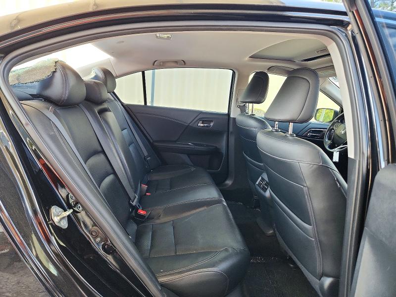 Продажа на аукционе авто 2017 Honda Accord, vin: 1HGCR2F86HA040067, номер лота: 68639416