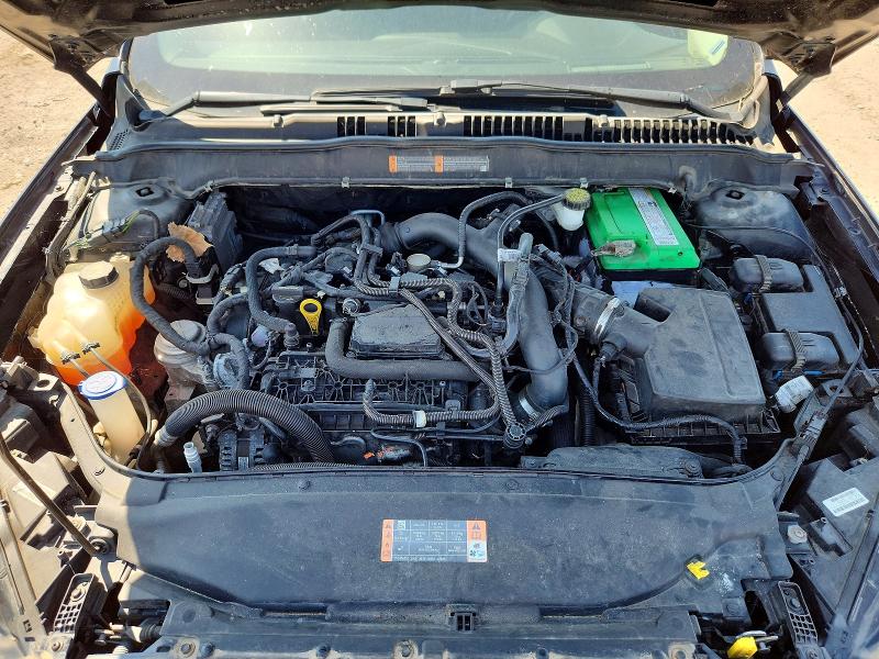 67445176 :رقم المزاد ، 3FA6P0CD8KR130198 vin ، 2019 Ford Fusion مزاد بيع