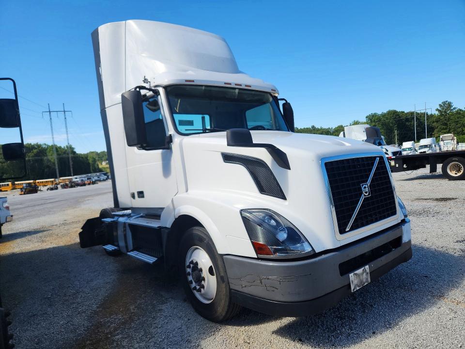 Aukcja sprzedaży 2017 Volvo Vnl, vin: 4V4N39TG3HN988078, numer aukcji: 69938776