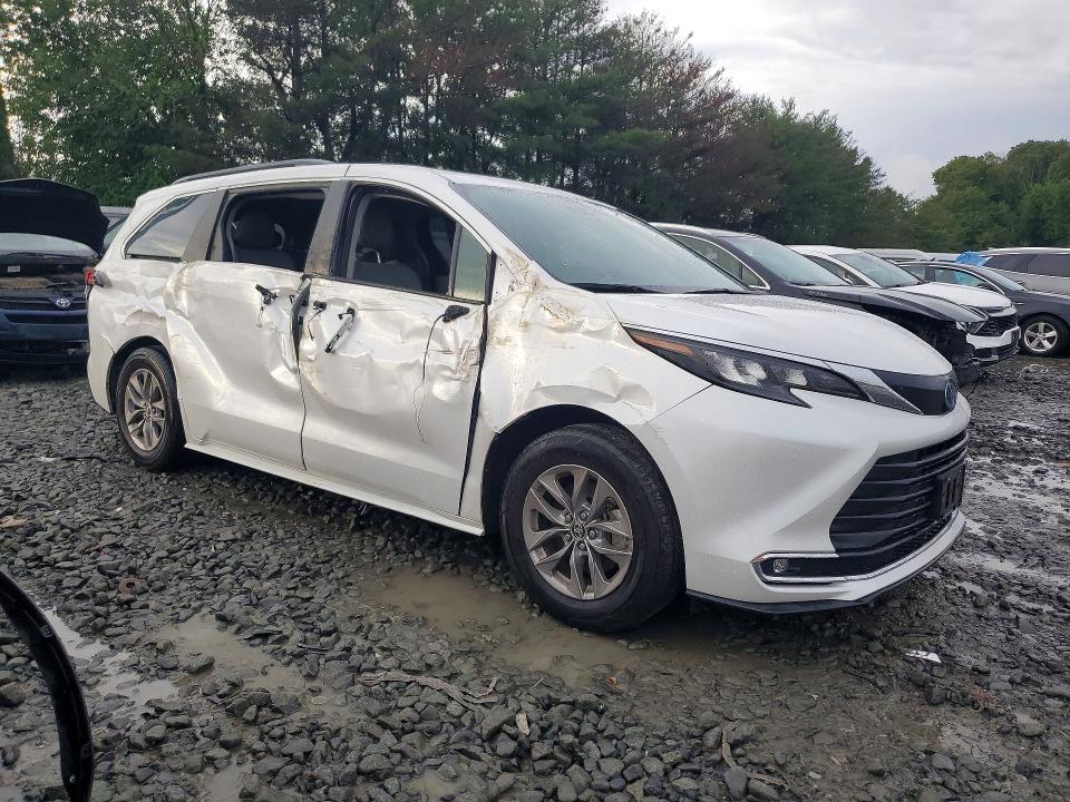Aukcja sprzedaży 2024 Toyota Sienna, vin: 5TDJSKFC6RS122450, numer aukcji: 66370506