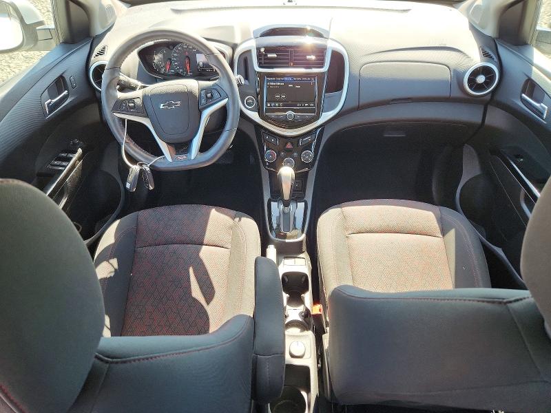 70647856 :رقم المزاد ، 1G1JD6SBXJ4129747 vin ، 2018 Chevrolet Sonic مزاد بيع