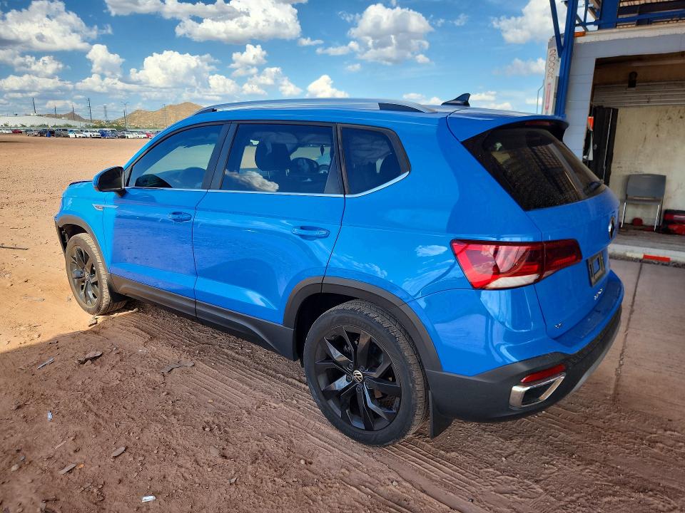 Продаж на аукціоні авто 2022 Volkswagen Taos, vin: 3VVLX7B23NM097474, номер лоту: 68081796