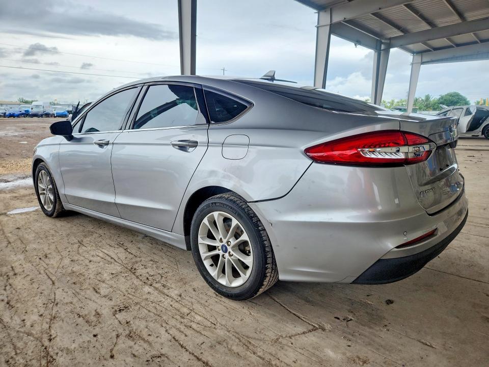 Продажа на аукционе авто 2020 Ford Fusion, vin: 3FA6P0HD3LR257158, номер лота: 69999386