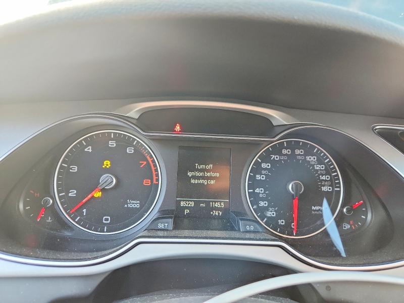 68099916 :رقم المزاد ، WAUBFAFL1FN037761 vin ، 2015 Audi A4 مزاد بيع