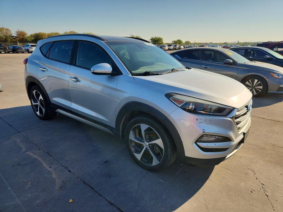 Продажа на аукционе авто 2017 Hyundai Tucson, vin: KM8J33A23HU327506, номер лота: 70046416