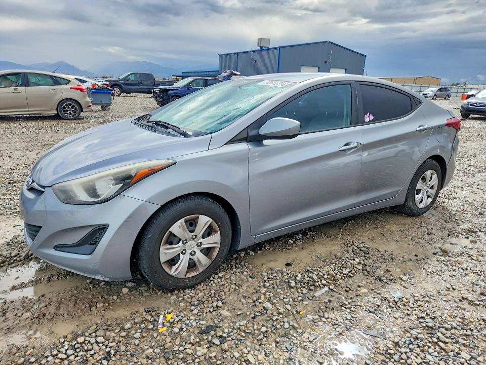 Продаж на аукціоні авто 2016 Hyundai Elantra, vin: 5NPDH4AE0GH751348, номер лоту: 70670796