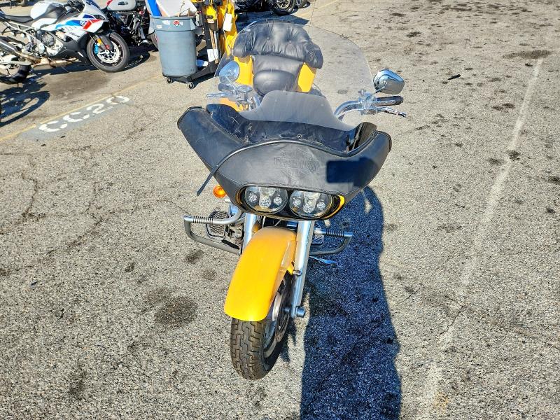 70747236 :رقم المزاد ، 1HD1FS4397Y656873 vin ، 2007 Harley-davidson Fltr مزاد بيع