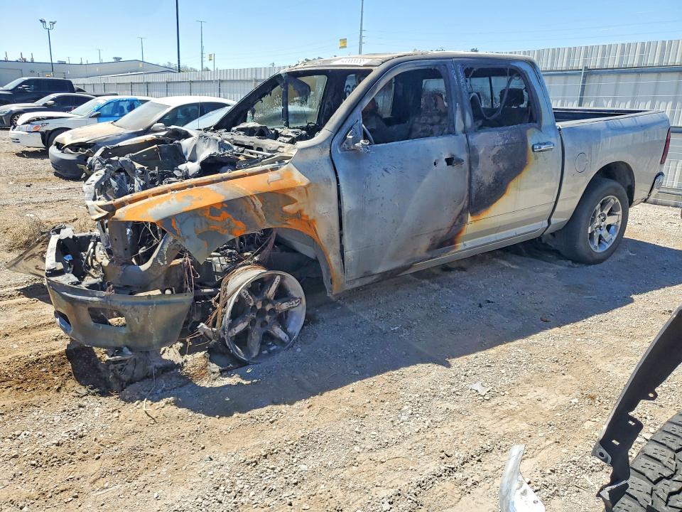 45566366 :رقم المزاد ، 1D7RB1CT9AS209522 vin ، 2010 Dodge Ram مزاد بيع