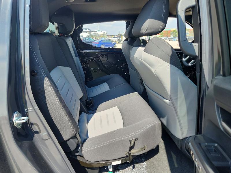 67773076 :رقم المزاد ، 3TMLB5JN7SM200145 vin ، 2025 Toyota Tacoma مزاد بيع