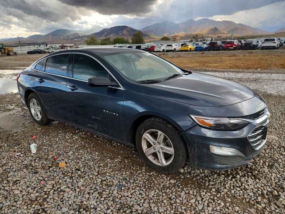 69448926 :رقم المزاد ، 1G1ZB5ST1KF200111 vin ، 2019 Chevrolet Malibu مزاد بيع