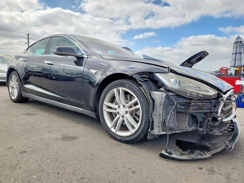 Aukcja sprzedaży 2013 Tesla Model S, vin: 5YJSA1CN2DFP28025, numer aukcji: 69409706