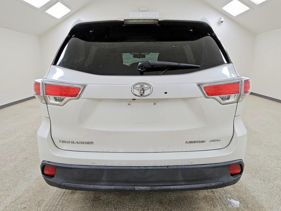 Продаж на аукціоні авто 2015 Toyota Highlander, vin: 5TDDKRFHXFS162379, номер лоту: 70840296