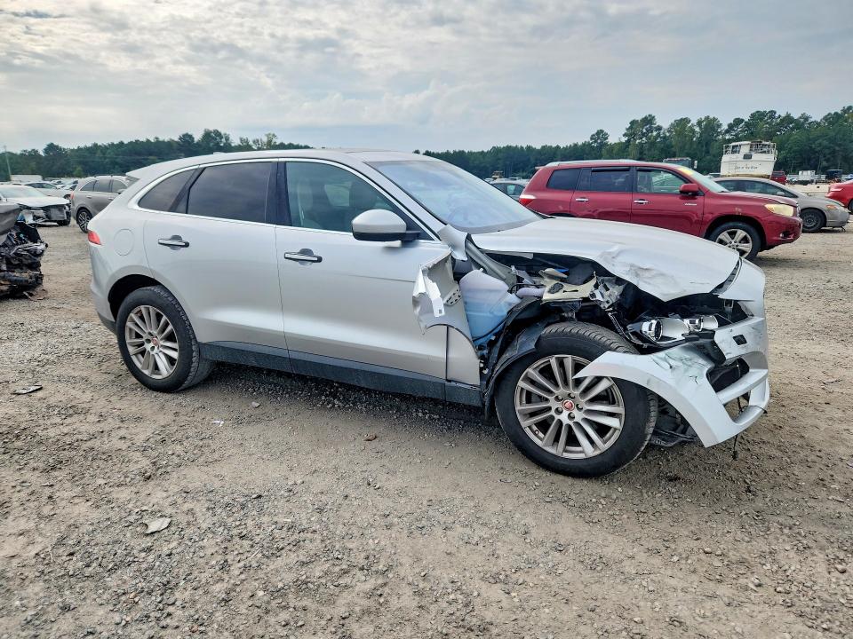 Продаж на аукціоні авто 2019 Jaguar F-pace, vin: SADCK2GX4KA390981, номер лоту: 69113326