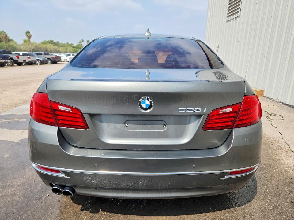 71051786 :رقم المزاد ، WBA5A5C50FD514016 vin ، 2015 Bmw 528 مزاد بيع