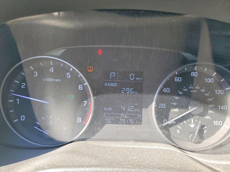 Продажа на аукционе авто 2018 Hyundai Elantra, vin: 5NPD74LF8JH255617, номер лота: 71208106