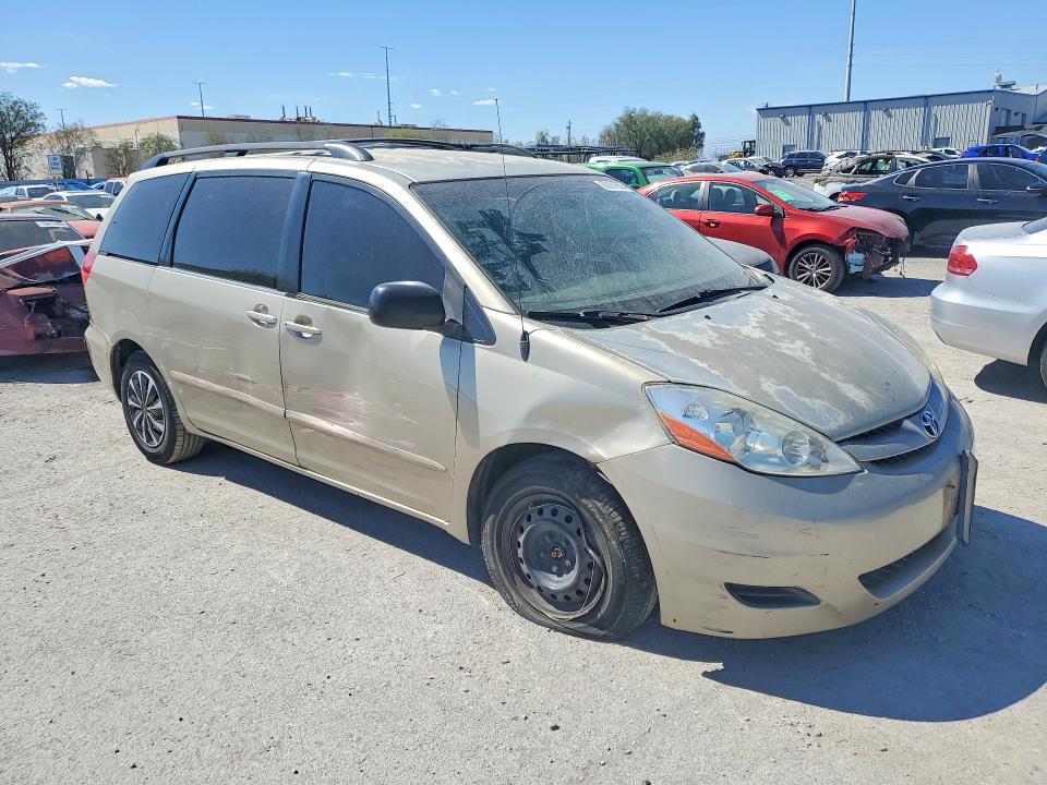 Продаж на аукціоні авто 2010 Toyota Sienna, vin: 5TDKK4CC6AS342969, номер лоту: 69151666