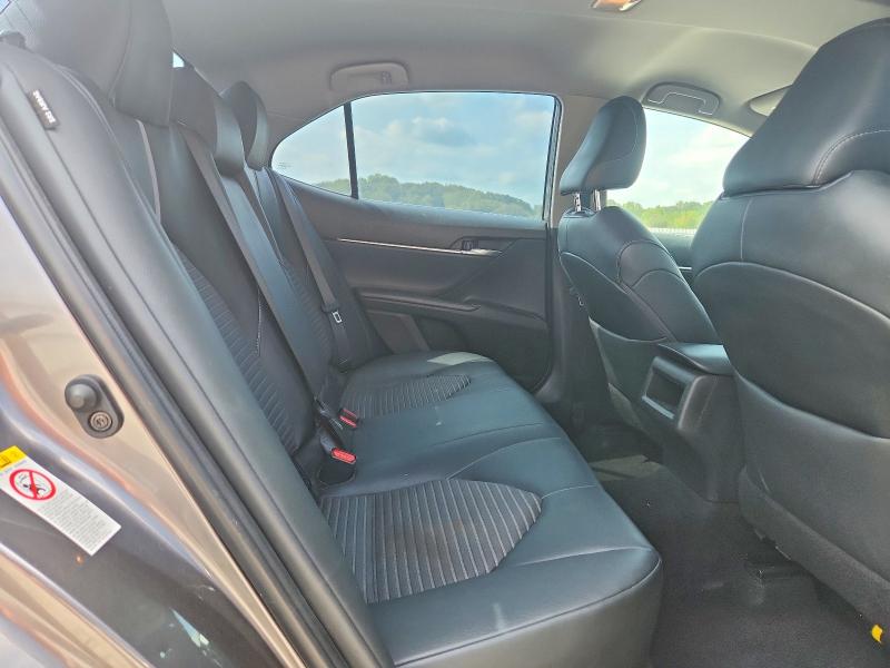 Продаж на аукціоні авто 2018 Toyota Camry, vin: 4T1B11HK7JU118621, номер лоту: 68917506