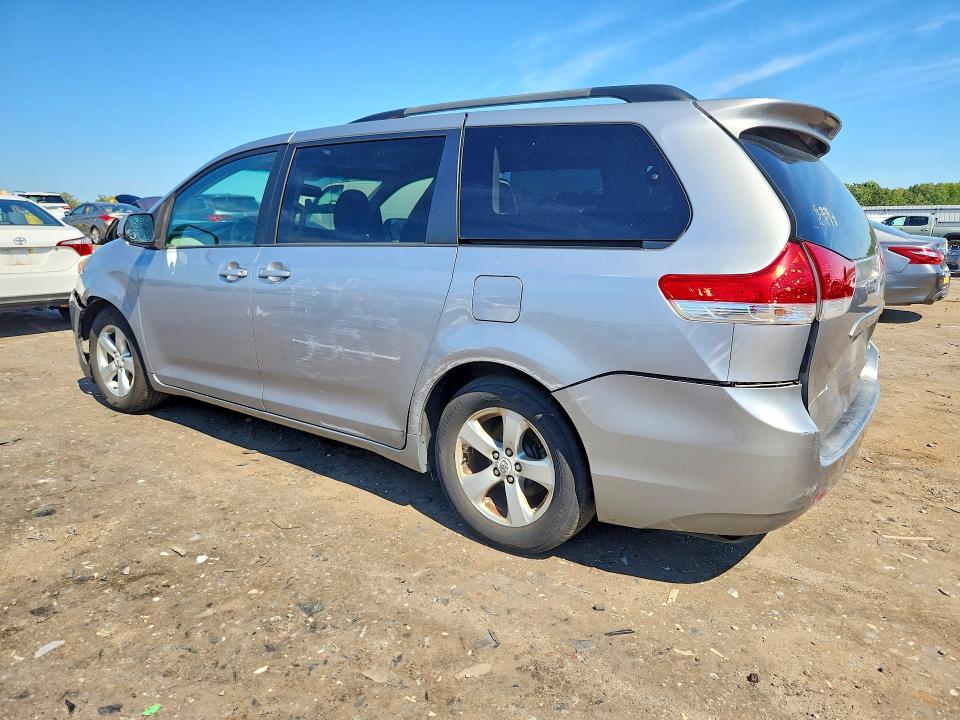 Продажа на аукционе авто 2011 Toyota Sienna, vin: 5TDKK3DC1BS093989, номер лота: 67776706