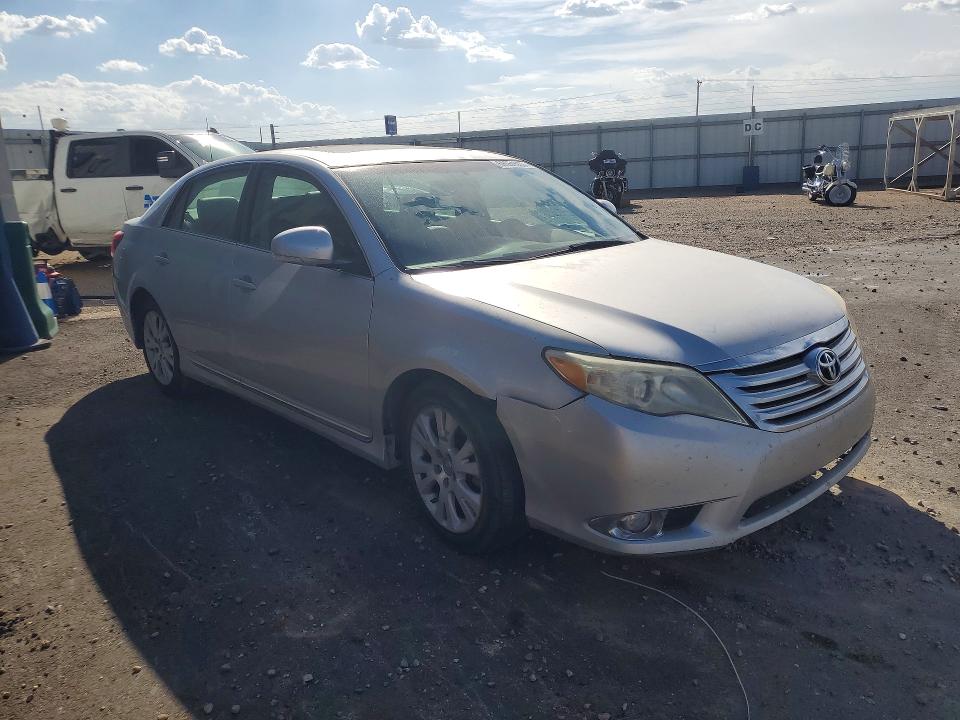 68051676 :رقم المزاد ، 4T1BK3DB0BU405573 vin ، 2011 Toyota Avalon مزاد بيع