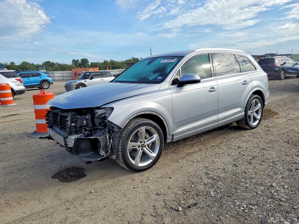 2019 Audi Q7 მანქანა იყიდება აუქციონზე, vin: WA1VAAF78KD048946, აუქციონის ნომერი: 67142836