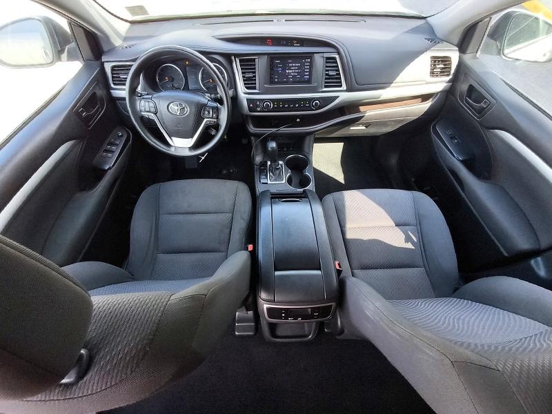 Продаж на аукціоні авто 2019 Toyota Highlander, vin: 5TDBZRFH0KS962931, номер лоту: 68607666