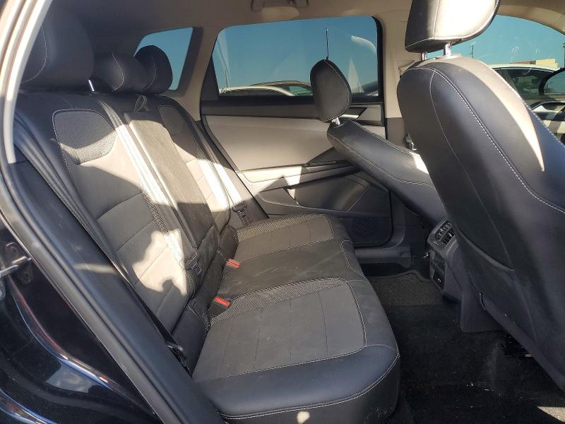 Продажа на аукционе авто 2022 Volkswagen Taos, vin: 3VVRX7B24NM015228, номер лота: 69042676